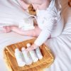 Eau nettoyante bébé pour visage, corps et siège - Format voyage – Image 3