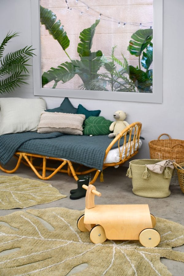 Tapis lavable Mini Monstera Olive 75x100 cm - Lorena Canals – Image 5